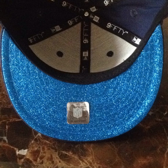 SOLD! BRAND NEW! Woman's New Era Titans Cap! - Picture 8 of 8